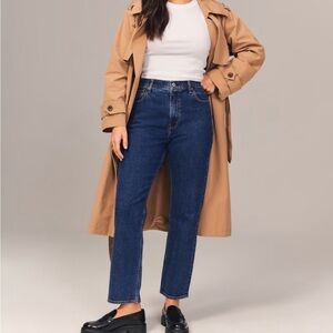 Abercrombie & Fitch Curve Love Ultra High Rise Ankle Straight Jean 29